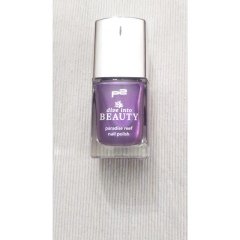 dive into BEAUTY - paradise reef nail polish