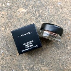 Pro Longwear Paint Pot