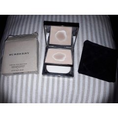 Sheer Luminous Compact Foundation