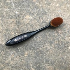 Hello Beauty Oval Brush NO. 4