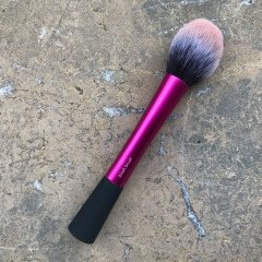 Finish Blush Brush