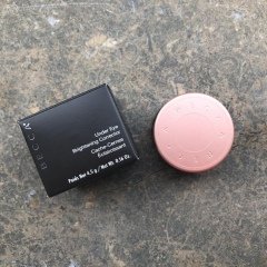 Under Eye Brightening Corrector von BECCA