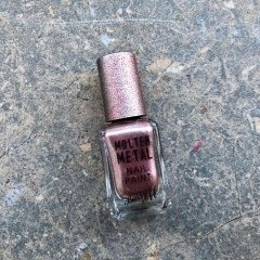 Molten Metal Nail Paint