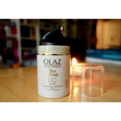 Total Effects 7 in One - CC Cream von Olay