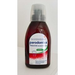 Tägliche Mundspülung von Parodontax