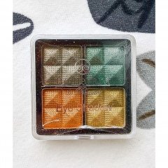 Eye Shadow Quattro von Boulevard de Beauté