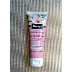 Leichte Körperlotion - Mandelblüten Hautzart von Kneipp
