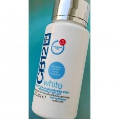 CB12 White Mundspülung