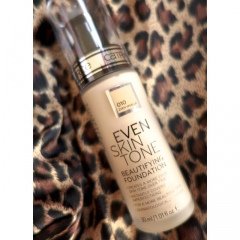 Even Skin Tone Beautifying Foundation