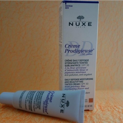 Crème Prodigieuse - DD Crème - Crème Daily Defense Hydratante Teintée Sublimatrice SPF 30 von Nuxe