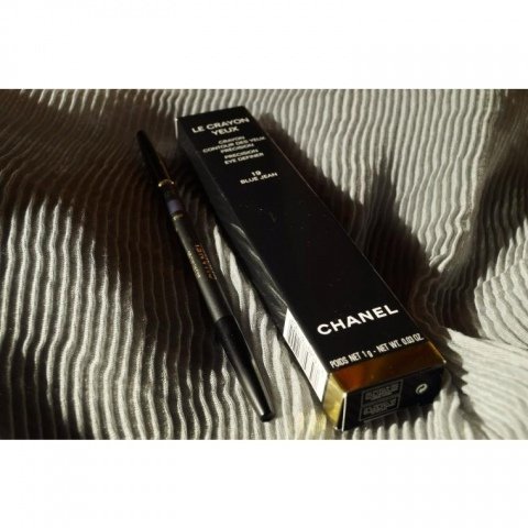Le Crayon Yeux von Chanel