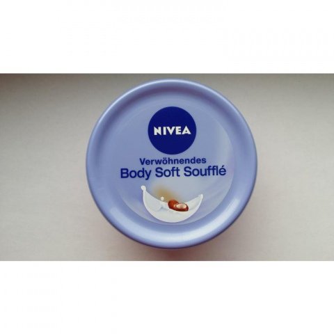Verwöhnendes Body Soft Soufflé von Nivea