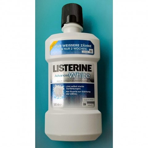 Advanced White Multi-Effekt-Mundspülung Clean Mint von Listerine