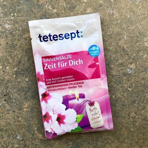 Sinnensalze - Zeit für Dich - Entspannendes Pflegebad - Hibiskusblüten + Weißer Tee von tetesept