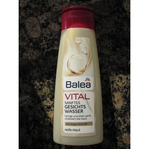 Vital - Sanftes Gesichtswasser von Balea
