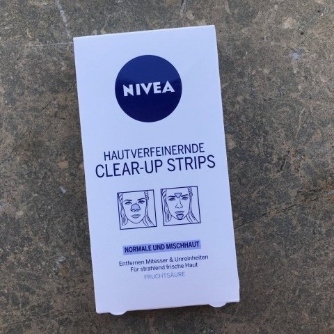 Hautverfeinernde Clear-Up Strips von Nivea