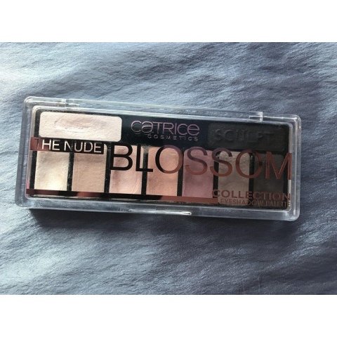 The Nude Blossom Collection Eyeshadow Palette von Catrice Cosmetics