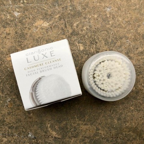 Luxe - Cashmere Cleanse - High Performance Facial Brush Head von Clarisonic