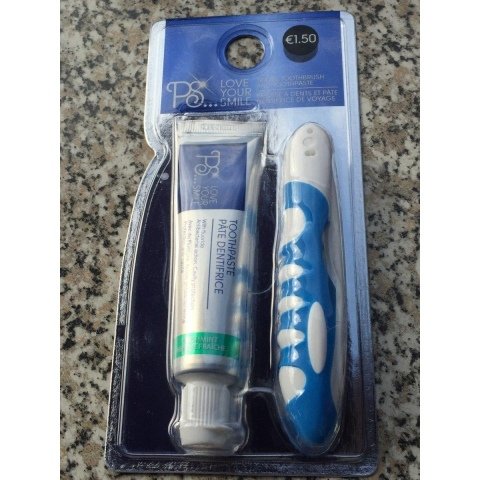PS... Love Your Smile Travel Toothbrush and Toothpaste von Primark