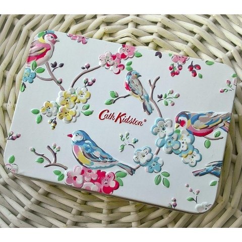 Cath Kidson - Blossom Birds - Hand and Lip Tin von Heathcote & Ivory