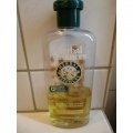 Ausgleichendes Feuchtigkeits-Shampoo von Herbal Essences